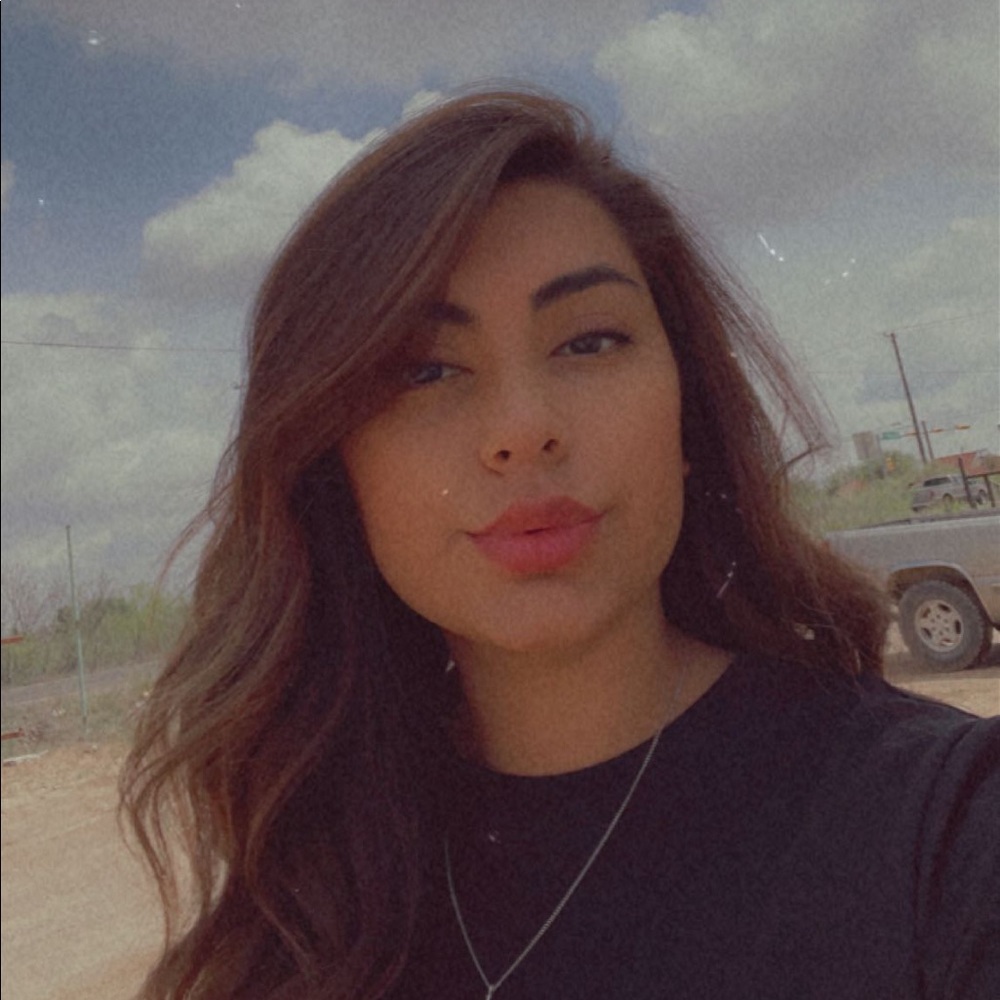 Meet your Posher, Amaya